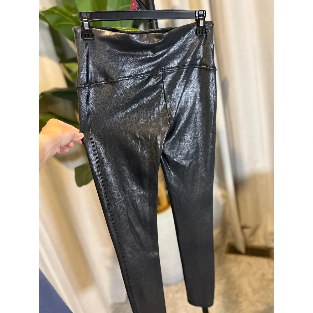 Spanx Womens Faux Leather Crackle Leggings Black High Rise Slim Fit Large L